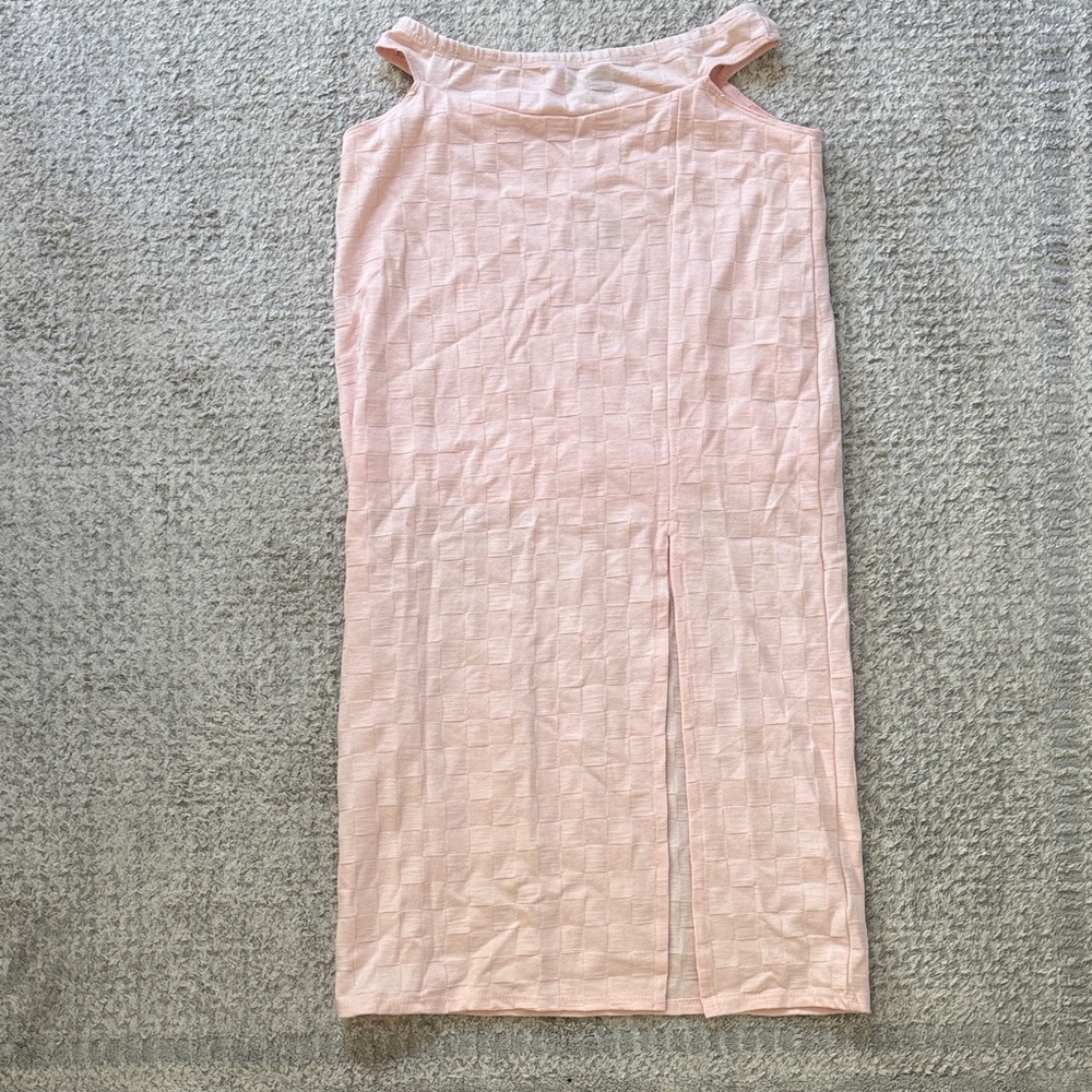 Elegant Pink Sleeveless Dress